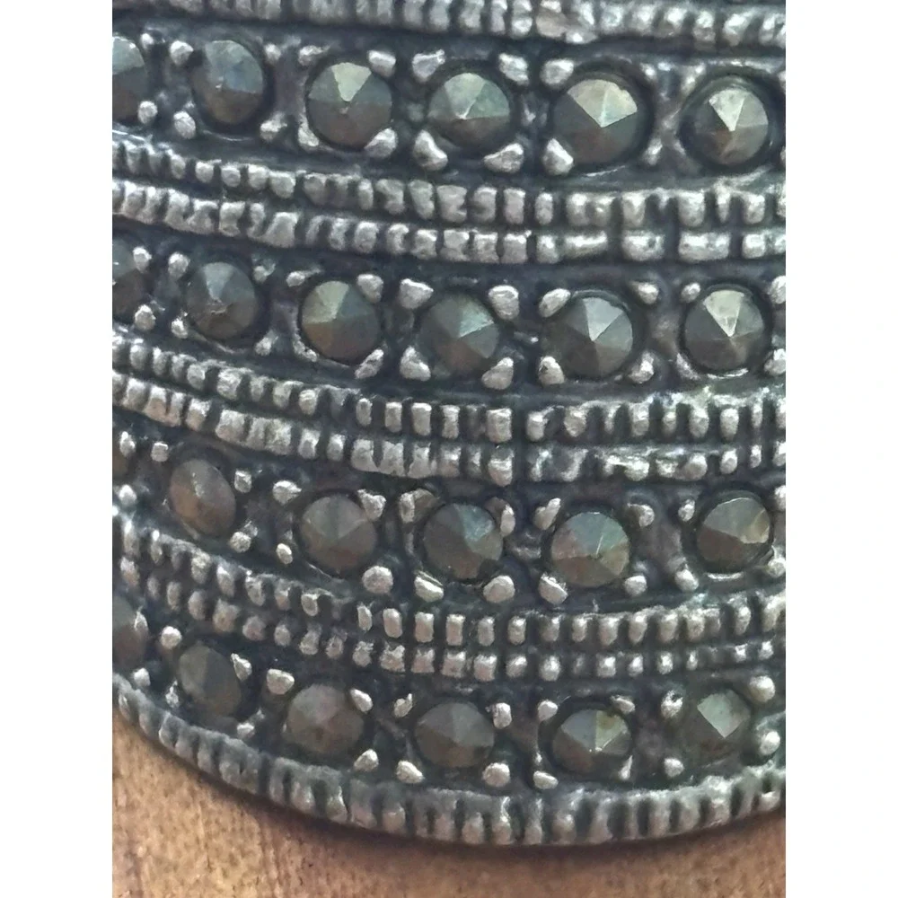 VINTAGE STERLING SILVER 925  MARCASITE RING  9.5 Grams Size 7.25